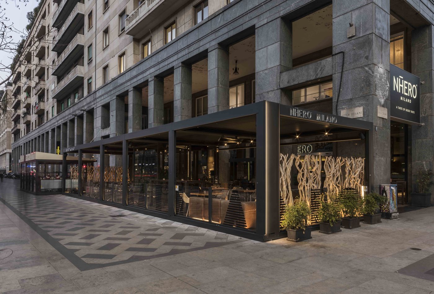 A cosy outdoor area for Nhero Milano