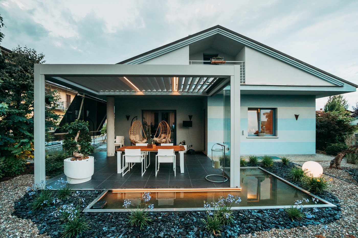 The outdoor design: a new compositional alphabet.