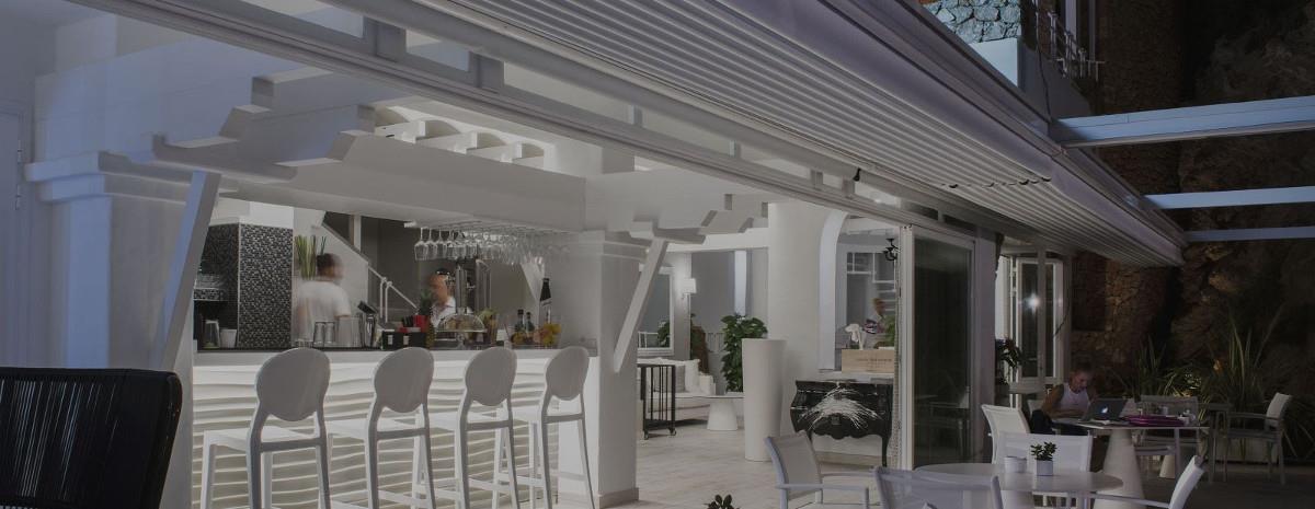 Outdoor covers for a welcoming and functional venue