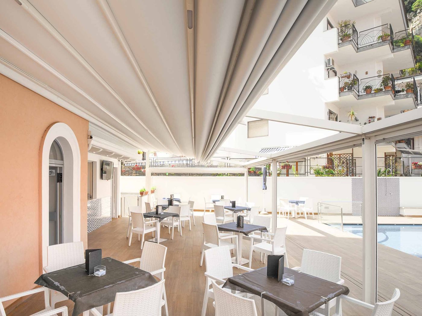 A panoramic outdoor space on the Sorrento peninsula